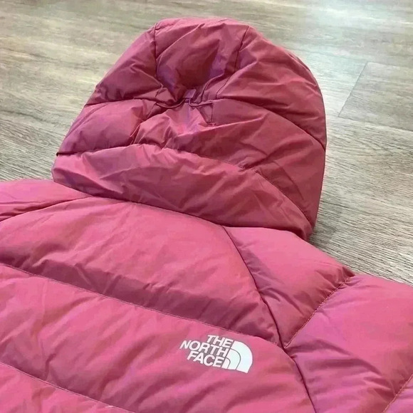 The North Face Women’s Thermoball Jacket, Small - Picture 10 of 10